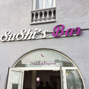 enseigne façade en lettre decoupée